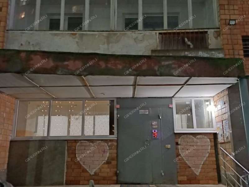 четырёхкомнатная квартира на улице Белинского дом 93