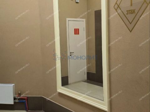 3-komnatnaya-pl-svobody-d-7 фото