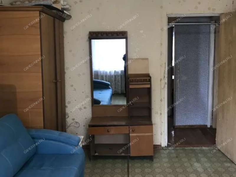 трёхкомнатная квартира на проспекте Бусыгина дом 20а