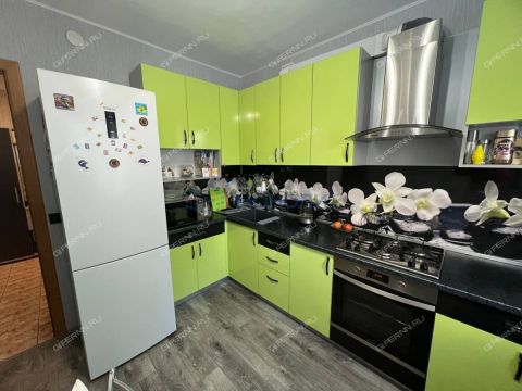 2-komnatnaya-ul-literaturnaya-d-6a фото