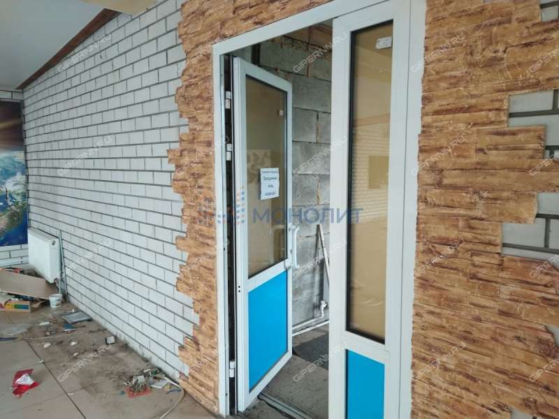 здание под офис, торговую площадь на улице Ленина рабочий посёлок Сосновское