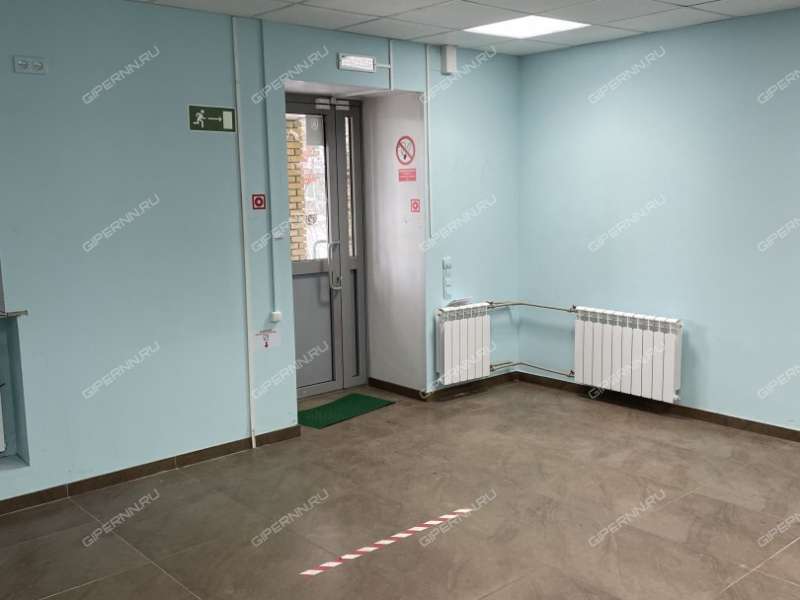 помещение под помещение свободного назначения, торговую площадь на улице Ванеева