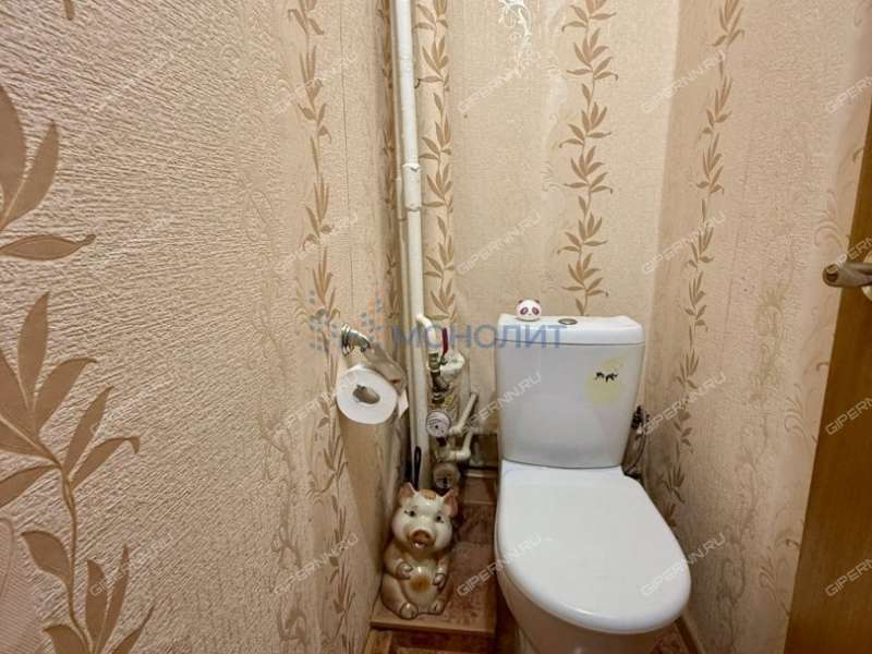 трёхкомнатная квартира на улице Маршала Рокоссовского дом 15