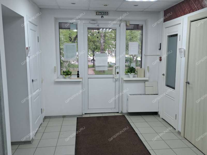 помещение под офис, торговую площадь на улице Веденяпина