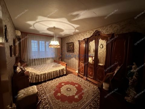 4-komnatnaya-ul-karla-marksa-d-24 фото