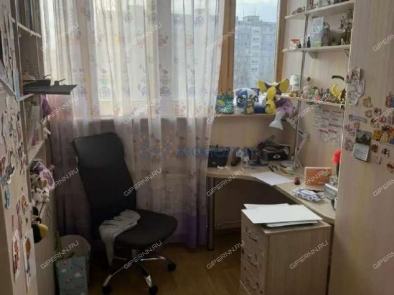 трёхкомнатная квартира на улице Карла Маркса дом 8