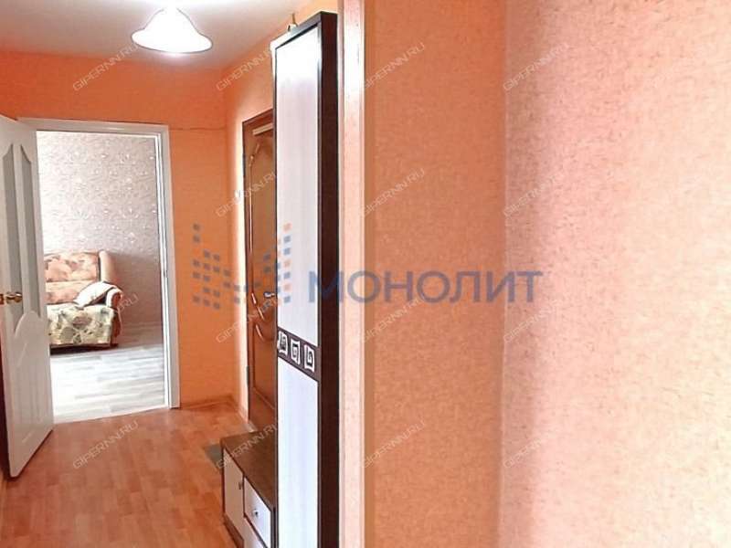 двухкомнатная квартира на улице Верхнепечёрская дом 12