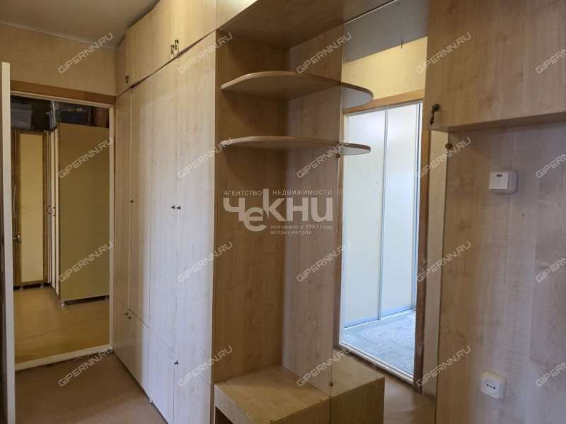 трёхкомнатная квартира на улице Тропинина дом 16