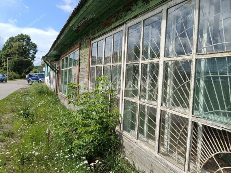 здание под офис, торговую площадь на улице Речников село Дуденево