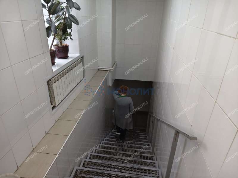 помещение под помещение свободного назначения, торговую площадь на Советской площади город Балахна