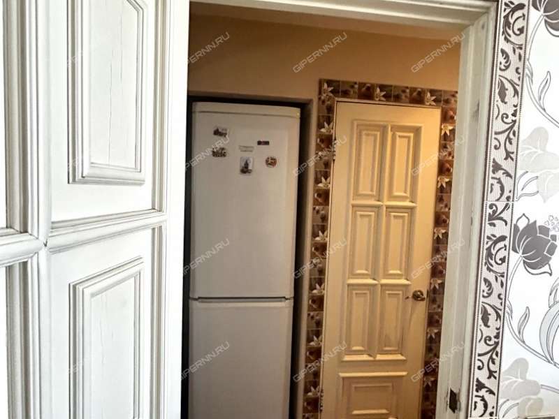 трёхкомнатная квартира на Совнаркомовской улице дом 28