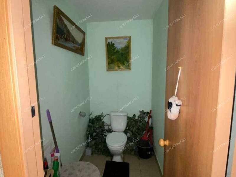 трёхкомнатная квартира на улице Академика Сахарова дом 117