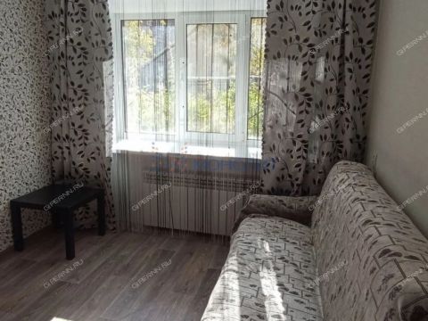 2-komnatnaya-ul-surikova-d-14 фото