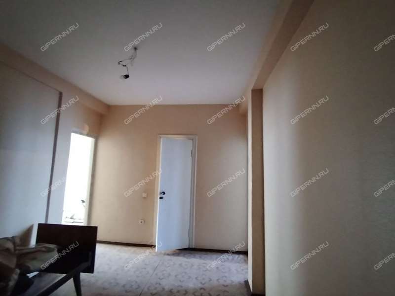 трёхкомнатная квартира в переулке Первостроителей дом 5 город Кстово