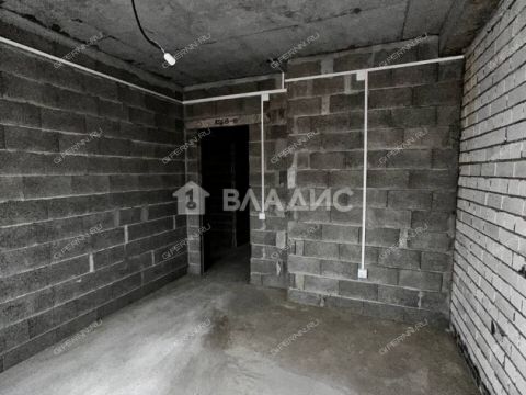 4-komnatnaya-ul-poltavskaya-d-15 фото