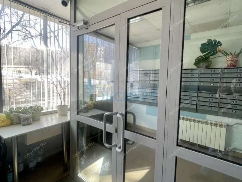 однокомнатная квартира на Суетинской улице дом 7