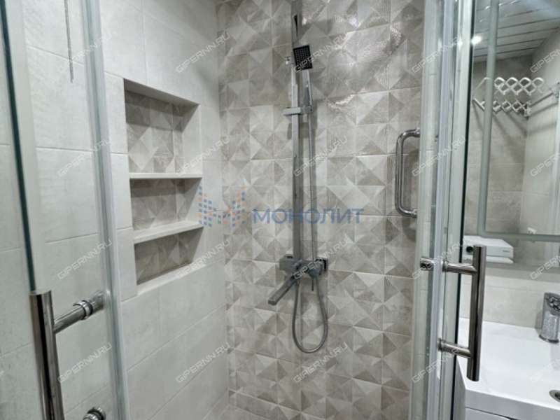 трёхкомнатная квартира на улице Переходникова дом 31