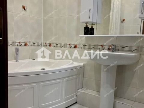3-komnatnaya-ul-monchegorskaya-d-18-k2 фото