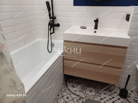 1-komnatnaya-ul-kominterna-d-99 фото