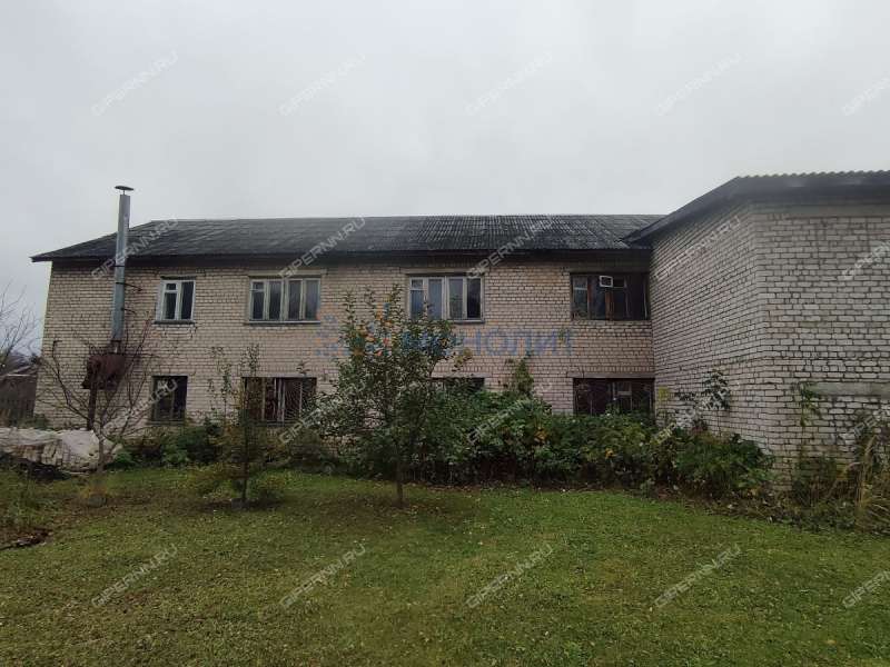 здание под офис, производственную площадь на Школьной улице село Смольки