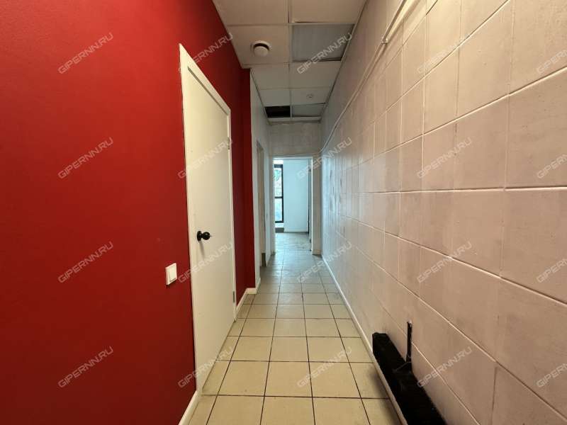 помещение под торговую площадь на Большой Покровской улице