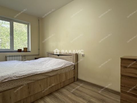 3-komnatnaya-ul-vaneeva-d-82 фото