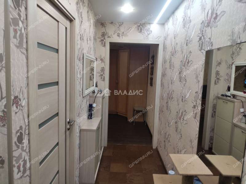 трёхкомнатная квартира на улице Героя Чугунова дом 5А