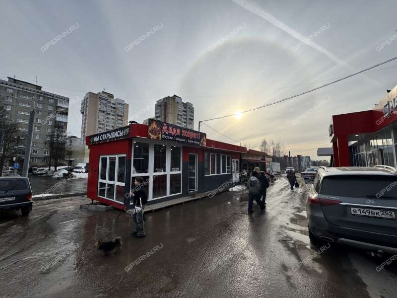 готовый бизнес шаурмичный или фруктовый ларек земля в аренде пролонгация каждый год аренда 25 т р  площадь 44 метра можно увеличить на 10 метров в Нижегородском районе Нижнего Новгорода