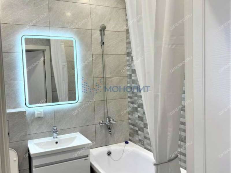 квартира-студия на улице Родионова дом 31