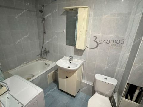 1-komnatnaya-ul-strokina-d-18 фото