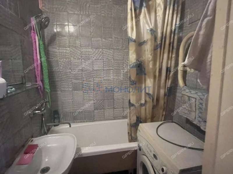 трёхкомнатная квартира на Тонкинской улице дом 12