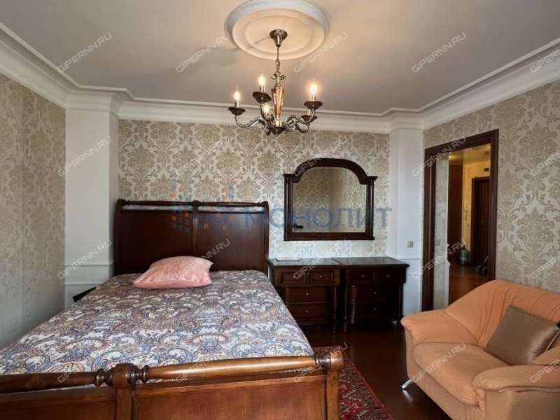 трёхкомнатная квартира на Волжской набережной дом 21