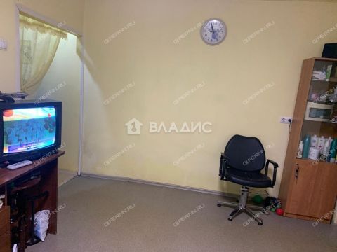 2-komnatnaya-ul-golovnina-d-30 фото