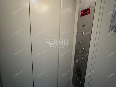 3-komnatnaya-ul-efremova-d-17 фото