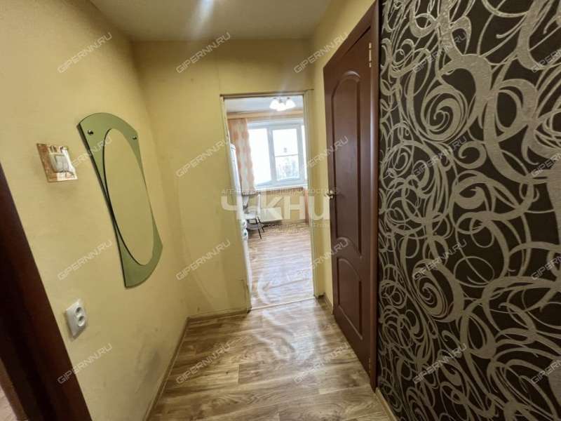 однокомнатная квартира на улице Героя Советского Союза Усилова дом 10