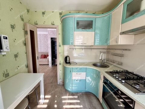 1-komnatnaya-ul-yaroshenko-d-2 фото