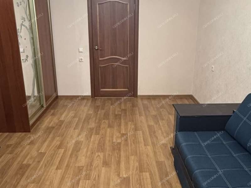 однокомнатная квартира на Школьной улице дом 28 посёлок Ждановский