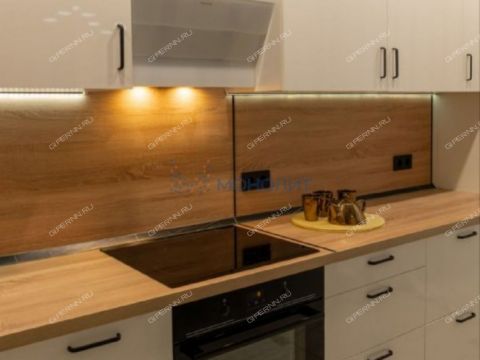 3-komnatnaya-pl-svobody-d-7 фото