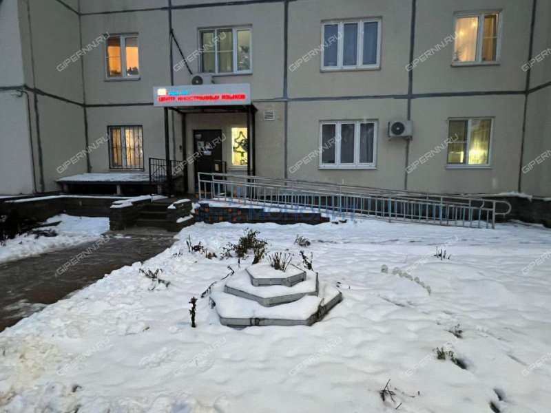 помещение под офис, торговую площадь на улице Богдановича