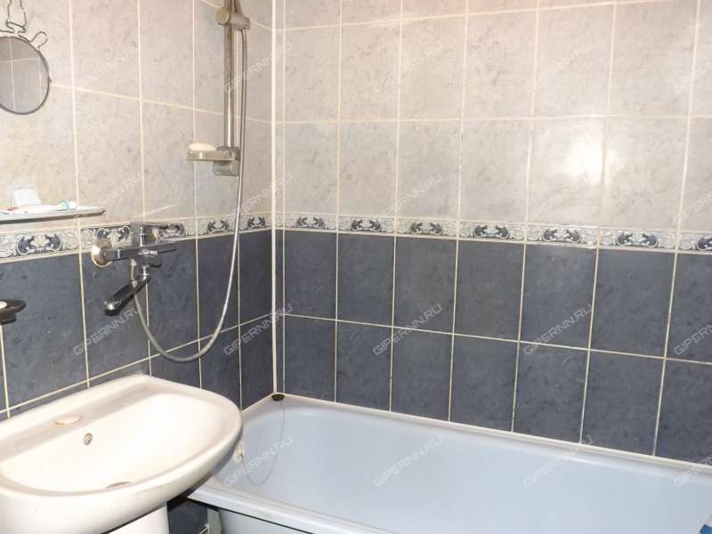 трёхкомнатная квартира в переулке Воровского дом 9 город Бор