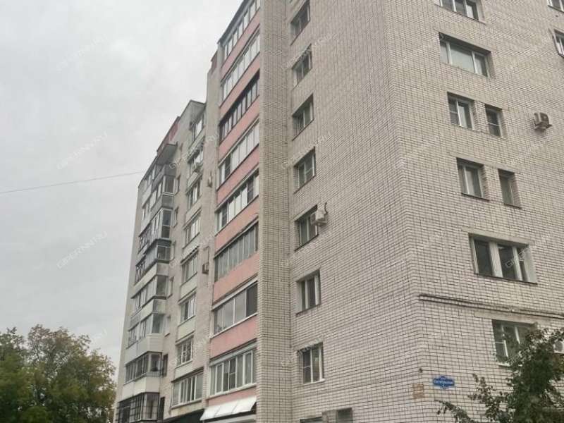 трёхкомнатная квартира на Октябрьской улице дом 5б город Дзержинск