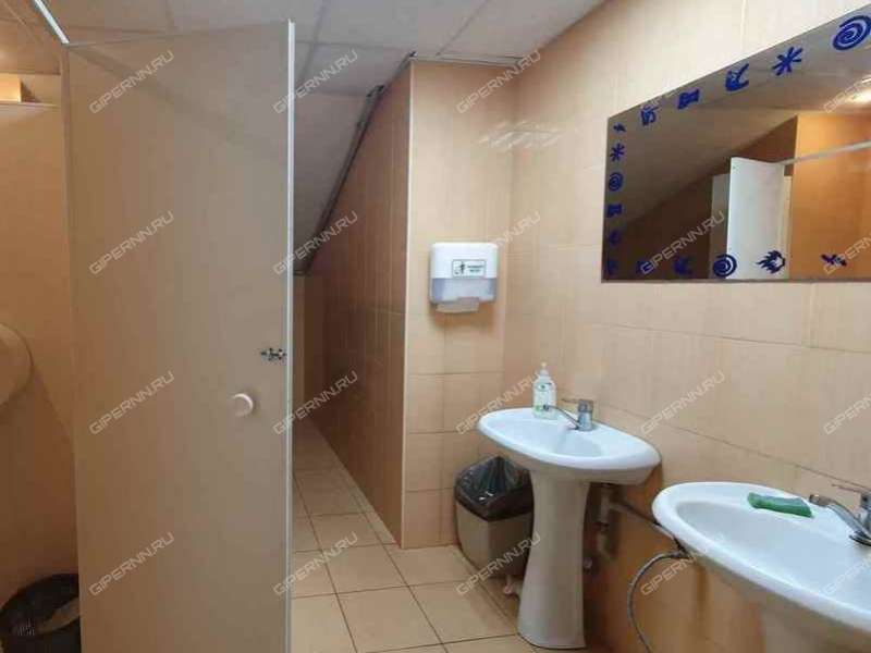 помещение под торговую площадь на Костина ул, д.3