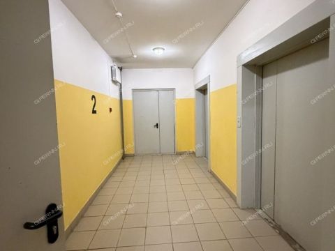 1-komnatnaya-ul-gornaya-d-11-k5 фото
