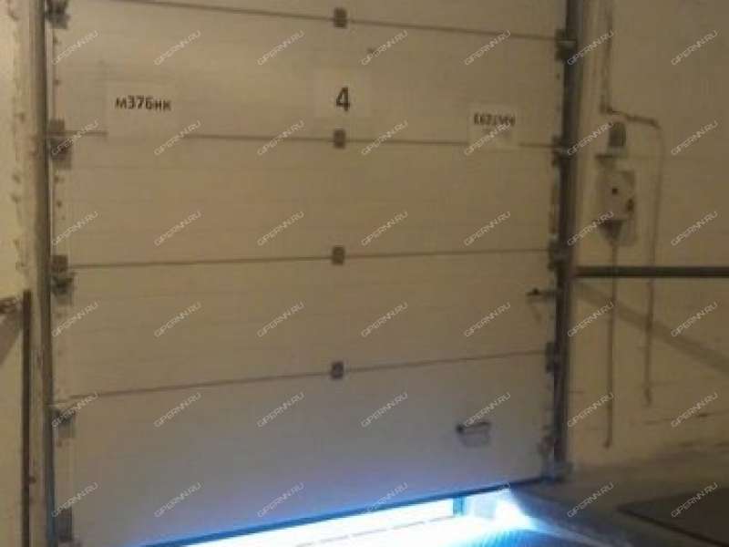 помещение под склад на улице Федосеенко