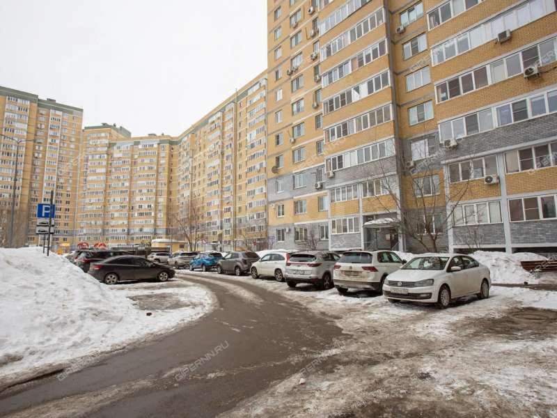 однокомнатная квартира на Нижне-Волжской набережной дом 8