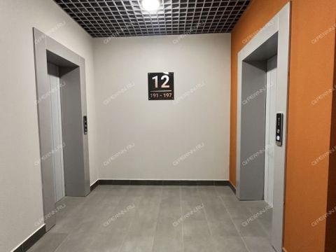 1-komnatnaya-ul-1-ya-oranzhereynaya-d-14a фото