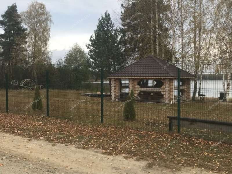 дом на  деревня Озеро