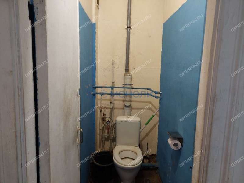 комната в доме 22 на проспекте Октября