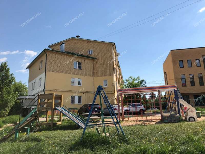 двухкомнатная квартира на Учительской улице дом 12
