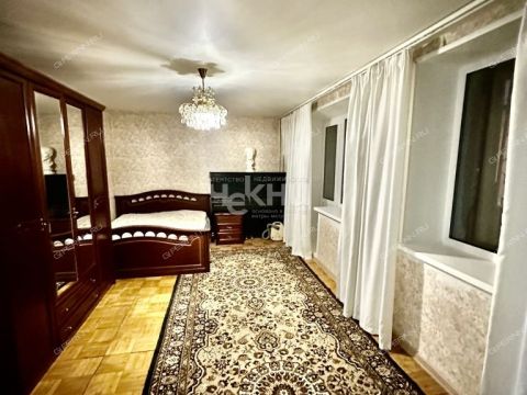 2-komnatnaya-ul-rodionova-d-184 фото